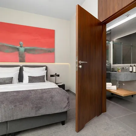 West Baltic Apartmanhotel 3*